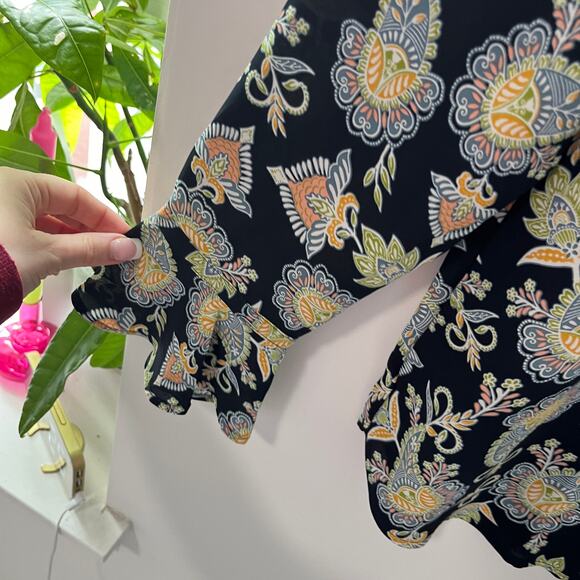 Loft Blue Floral Paisley Print Long Sleeve Blouse Size Medium - Picture 5 of 6